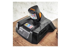 Акумулаторна батерия  Li-Ion за електроинструменти 10.8 V, 2.6 Ah  STIHL AS 2