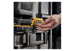 Куфар за инструменти пластмасов на колела 550х336х480 мм, черен, DeWALT  DS450