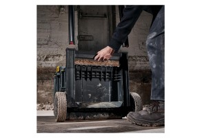 Куфар за инструменти пластмасов на колела 550х336х480 мм, черен, DeWALT  DS450