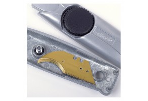 Нож макетен метален с кукообразно острие с 3 резервни остриета 58 мм, Wolfcraft