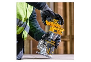 Оберфреза ръчна 18 V, 5 Ah, 6.35/8 мм,  DeWALT DCW604P2