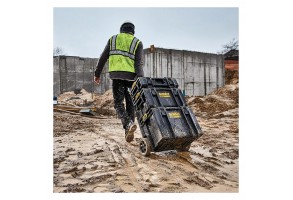 Пластмасов куфар  за инструменти 554х371х165 мм, 50 кг, черен, DeWALT DS166