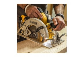 Акумулаторен ръчен циркуляр 18 V, 5 Ah, ф 184 мм, DeWALT DCS570P2
