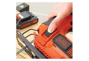 Трион  прободен (зеге) акумулаторен без батерия и зарядно Black & Decker, BDCJS18N