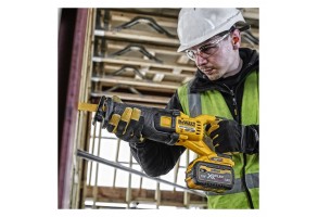 Трион саблен акумулаторен с плавно регулиране 54 V, 2 Ah, 28.6 мм, DeWALT DCS389T2