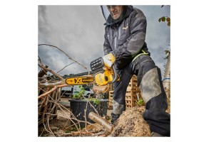 Трион верижен акумулаторен без батерия и зарядно, DeWALT DCM565N