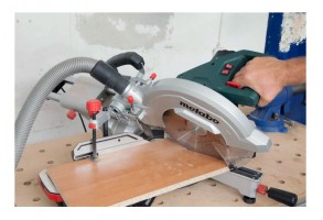 Циркуляр настолен електрически с герунг ф 305 мм, 2000 W, Metabo KS 305 M