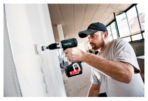 Винтоверт акумулаторен 18 V, 60 Nm, Metabo BS 18 LT